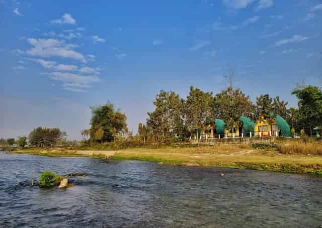 River infront of dome stay @izifiso @kaljani