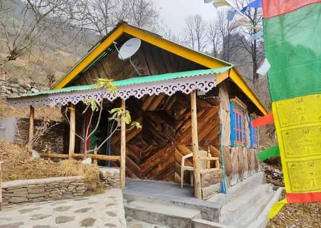 Lachen Homestay exterior @izifiso