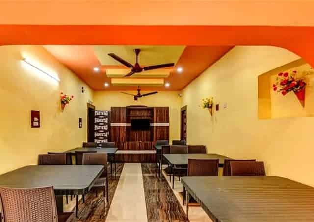 dining area @izifiso 