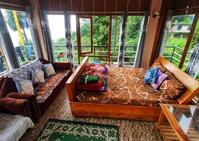 Takdah Homestay Friends stay interior
