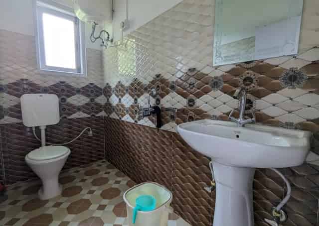 Washroom at Tawang Homestay