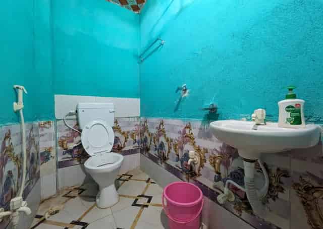 Washroom at Parikhi Eco Stay
