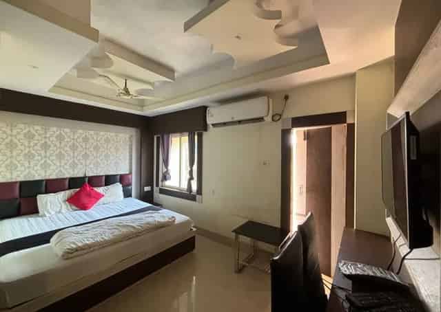 Friends Room interior at Puri Guest Inn