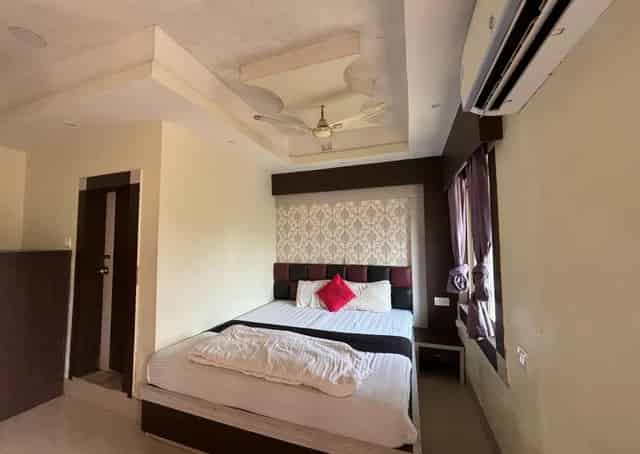 Friends Room interior at Puri Guest Inn