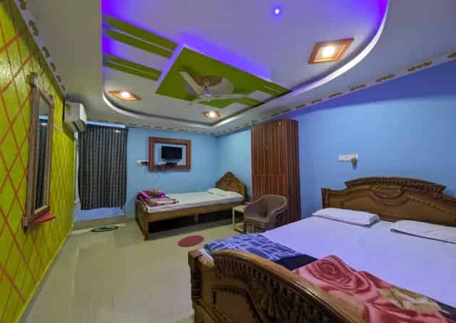 Friends room Interior at Daringbadi Guest Inn