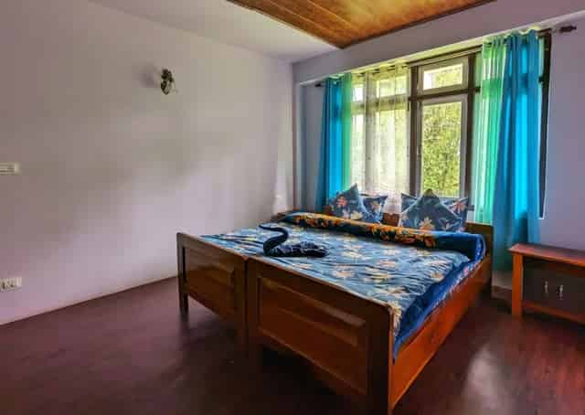 Room interior at Pelling Homestay