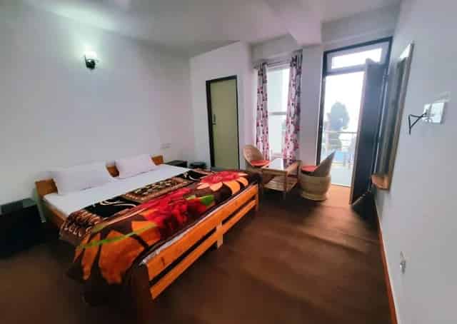 Deluxe Room Interior at Lava Guest Inn