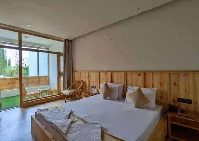 Interior of Suite Deluxe room at Hunder Retreat