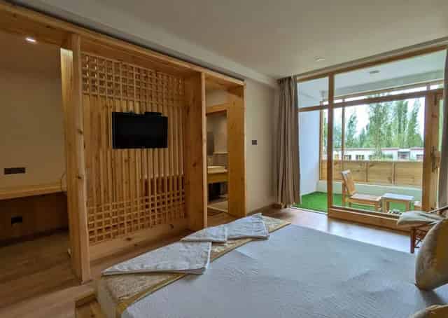 Interior of Suite Deluxe room at Hunder Retreat