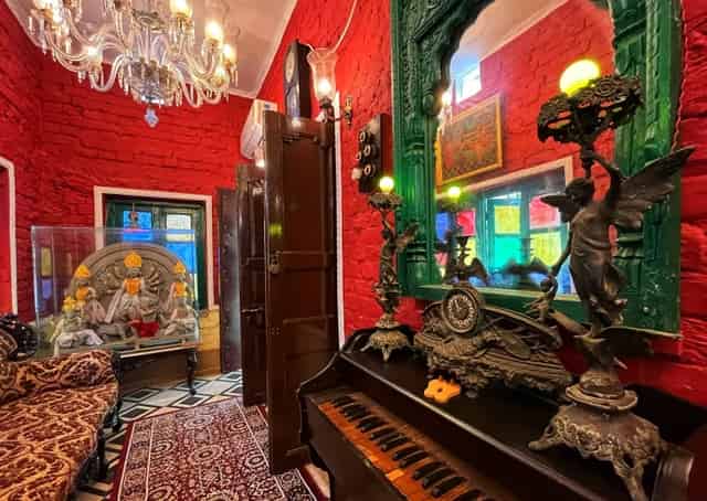 Common area at Kolkata Heritage