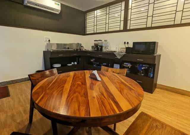 Kolkata Retreat Dining Area