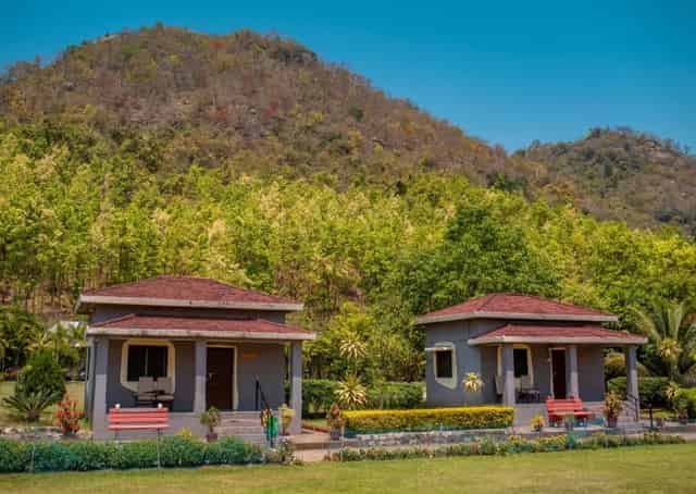 Khairabera Resort Cottage
