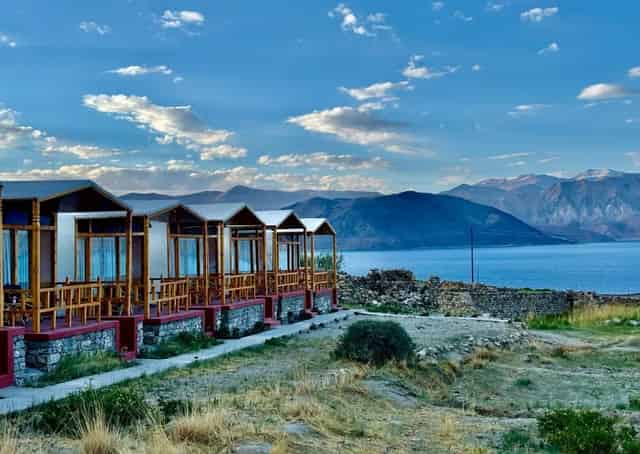 Pangong Glamping Ground Cottages