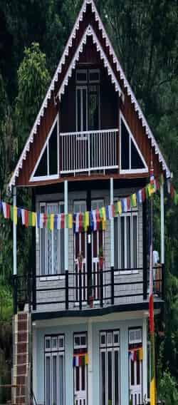 Exterior at Tendrabong Homestay