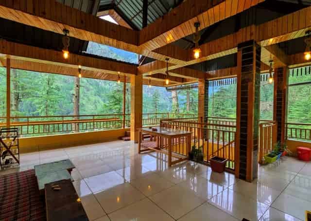 Common area at Kasol Homestay
