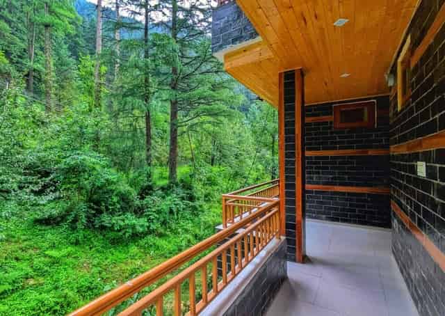 Common area at Kasol Homestay