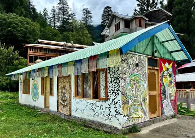 Exterior of Pulga Hostel