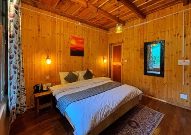 Room Interior at Tirthan Valley Homestay