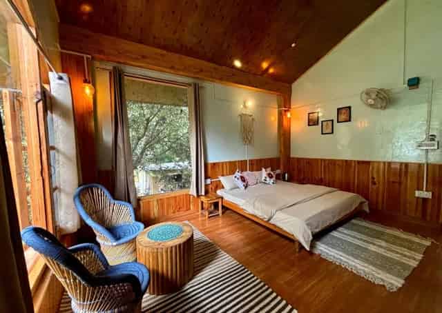Room Interior at Tirthan Valley Homestay