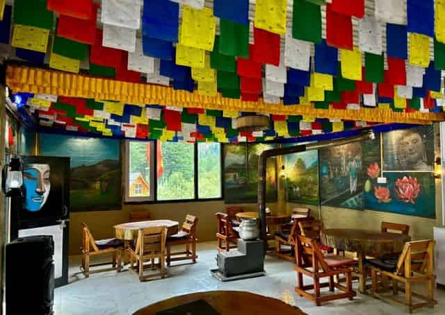 Batseri Resort Dining Area