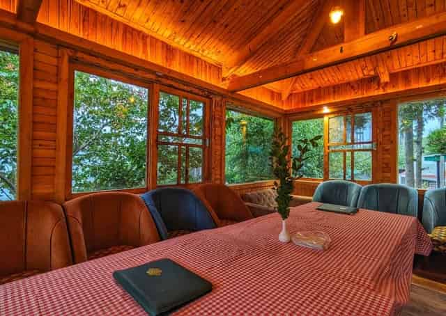 Restaurant at Patnitop Homestay