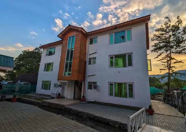 Pahalgam Guest Inn