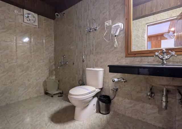 Manali Retreat Washroom Interior