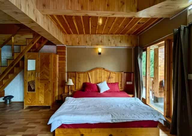 Tirthan Valley Homestay Room Interior