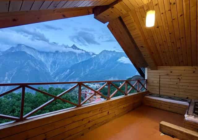 Mountain View From Kalpa Retreat