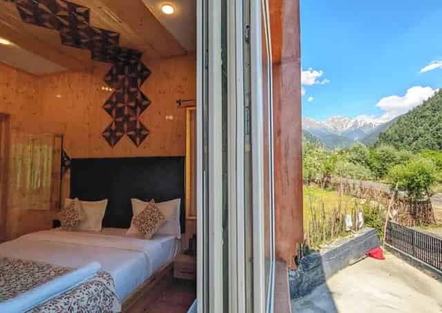 Daksum Retreat Room Interior