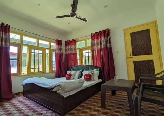 Gurez Retreat Room Interior