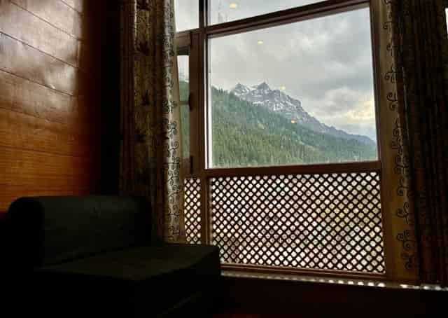 Mountain view From Sonmarg Retreat Room