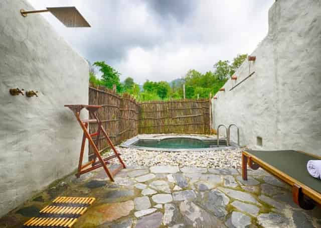 Jim Corbett Resort Room With Pool