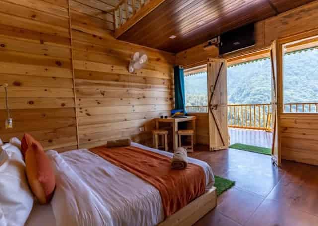 Pangot Retreat Cottage Interior