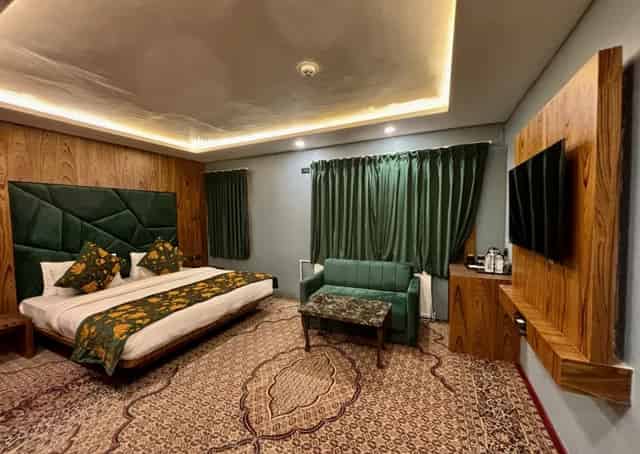Sonmarg Resort Room Interior