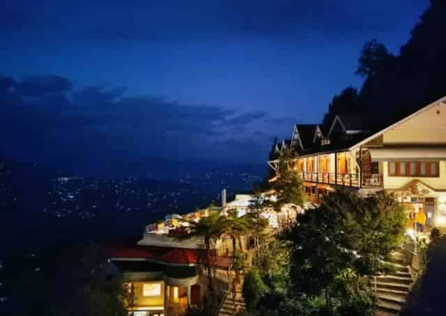 Night view of Delo Resort