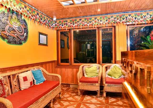 Lachen Retreat Reception Interior