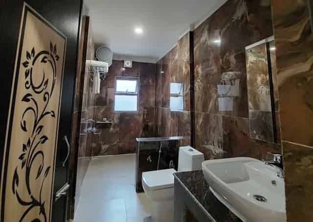 Siatbakon Reatreat Washroom
