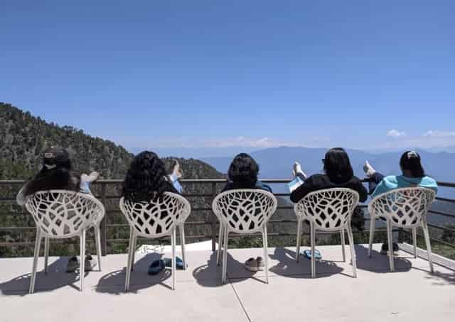 Kanatal Glamping Stay Outdoor Seating Area With Mountain View