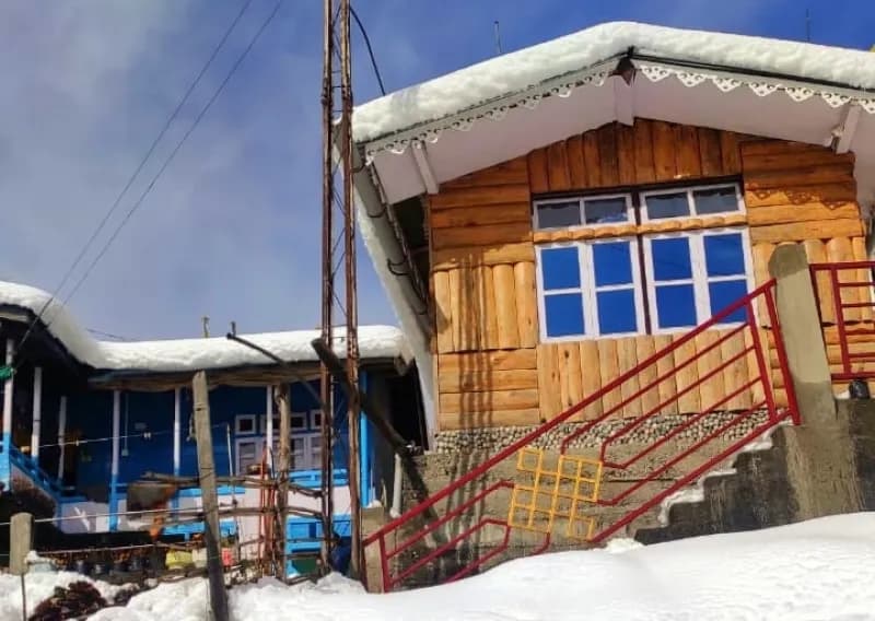 Chatten Homestay snow fall