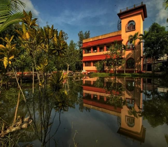 Dayapur Guest House campus area 