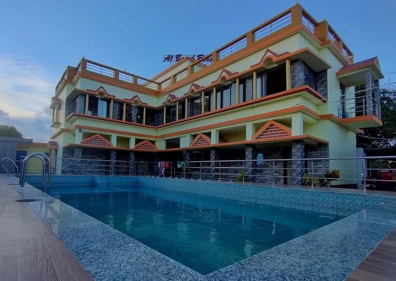 Mandarmani Guest Inn view from outside
