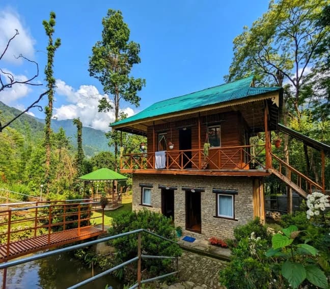 Exterior of Darap Resort