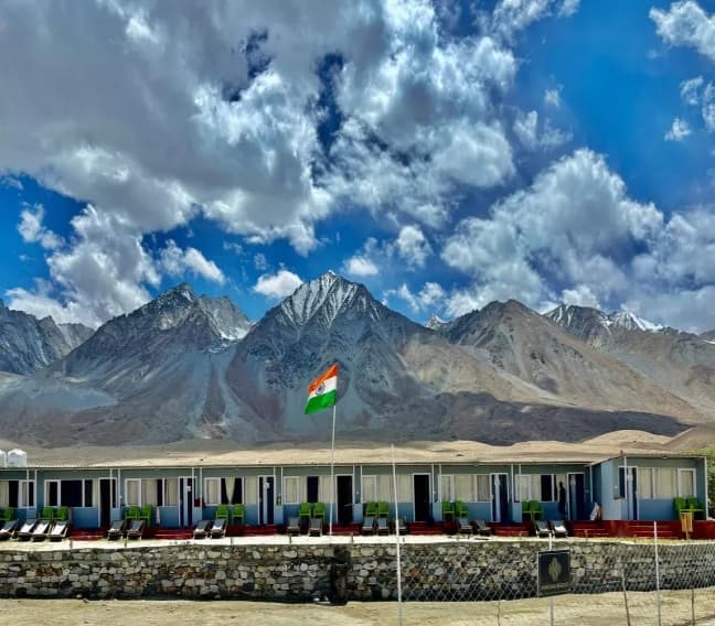 Pangong Glamping Ground amidst Mountain