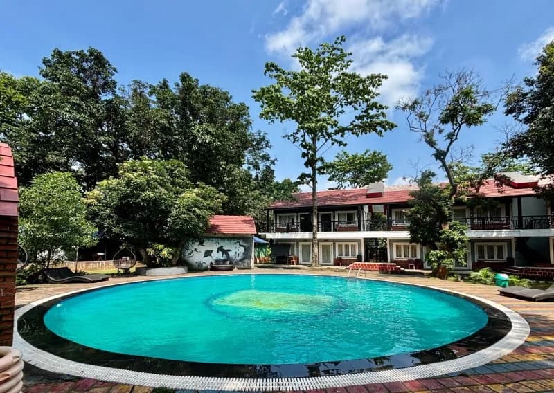 Jhargram Resort Campus With Swimming Pool