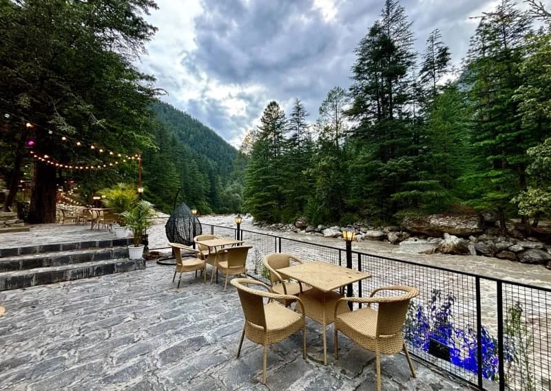 Seating area at Kasol Eco Stay