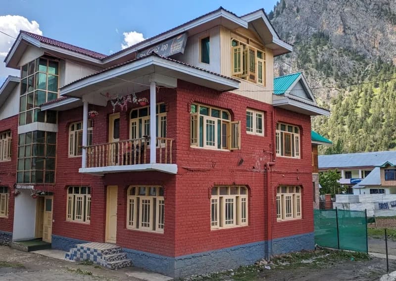 Gurez Retreat Campus
