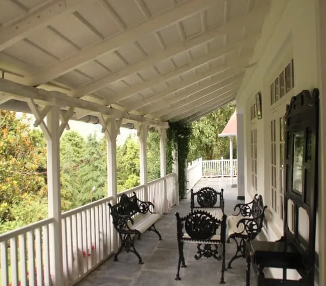  Nainital Apartment Veranda View