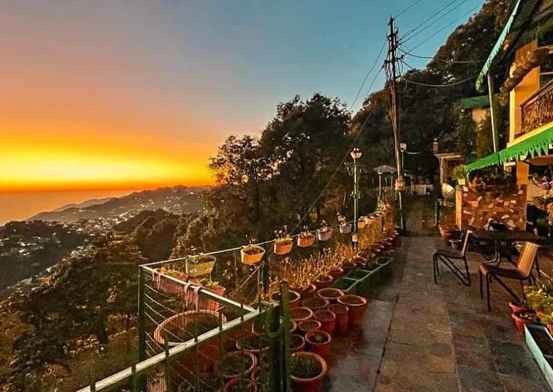 Evening Glow: Mountains Meet the Horizon at Landour Boutique Stay