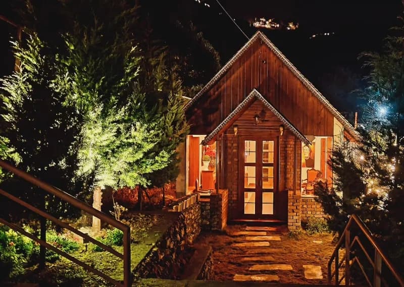 Kanatal Glamping Stay Campus